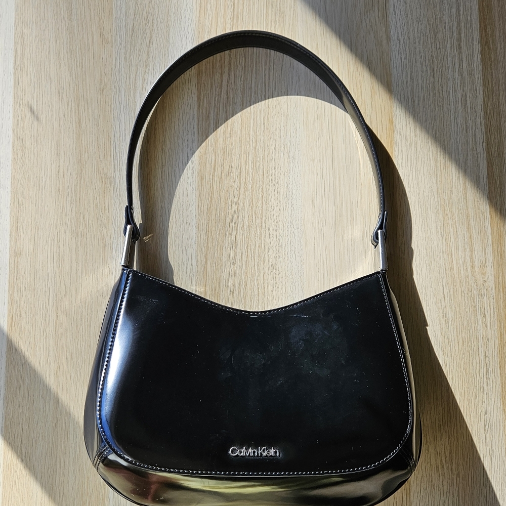 Calvin Klein Shoulder Bag